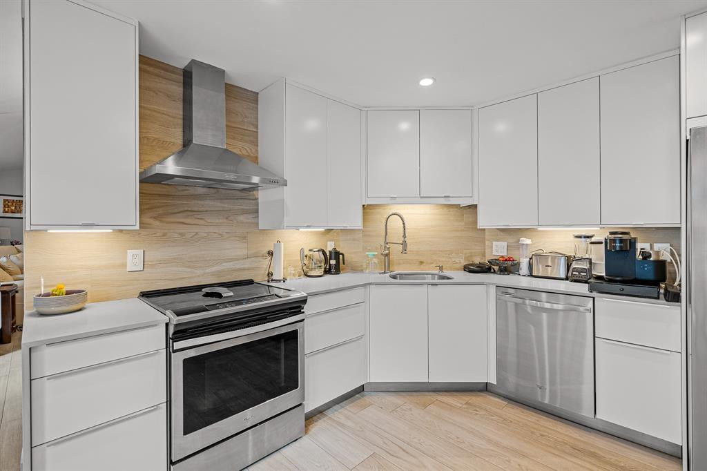 9937 NW 47th Doral, FL 33178