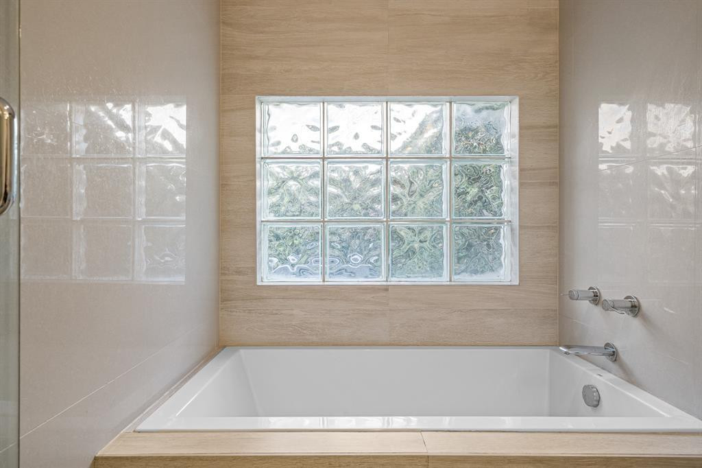 9937 NW 47th Doral, FL 33178