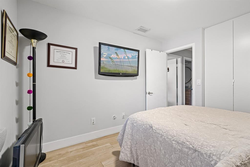 9937 NW 47th Doral, FL 33178