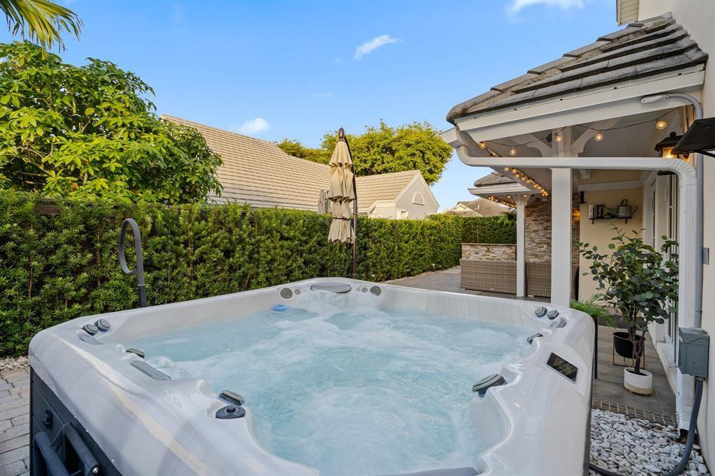 9937 NW 47th Doral, FL 33178