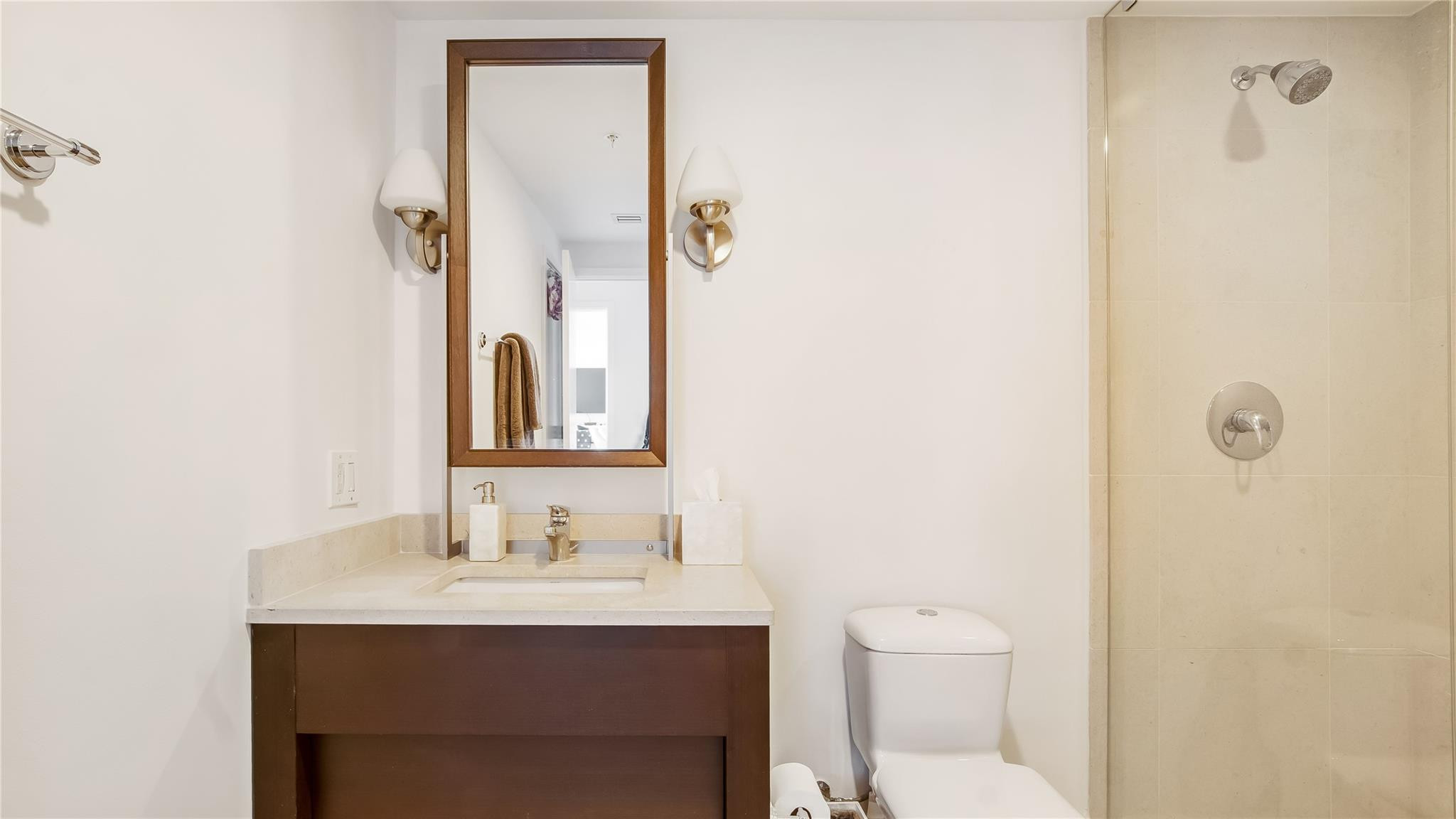 image The Carillon North Tower20