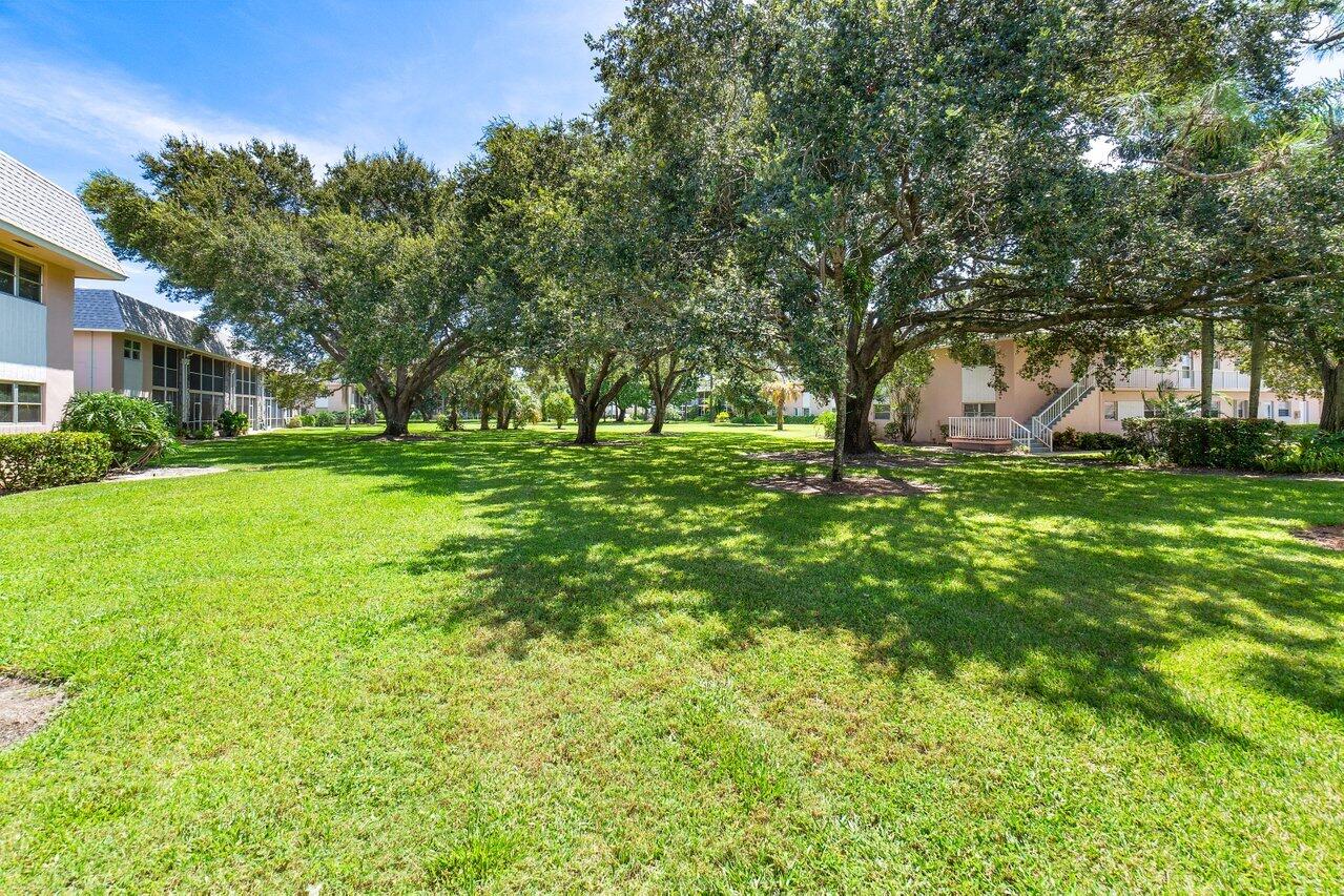 18081 SE Country Clb Dr #Bldg 18 Unit 176 Jupiter, FL 33469