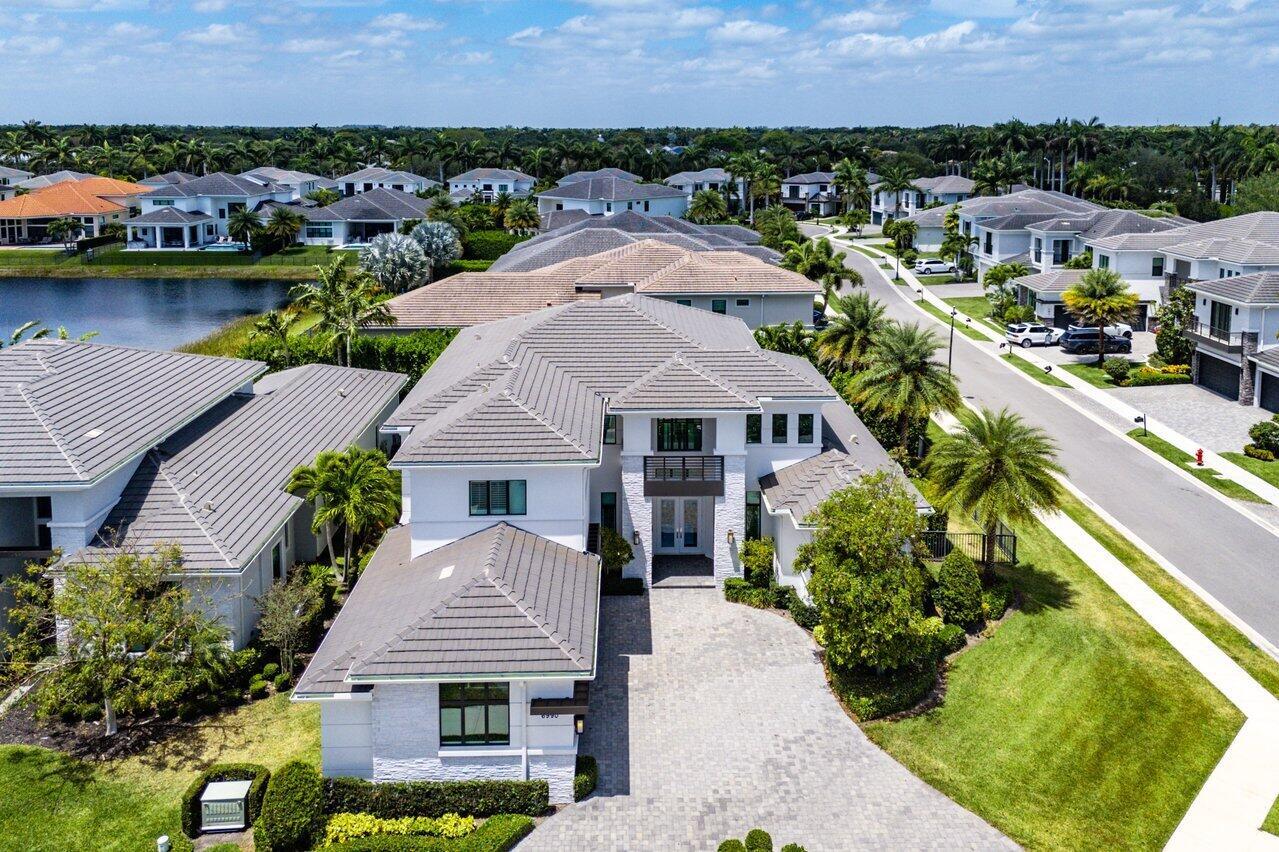 6990 NW 27th Ave,Boca Raton, FL 33496