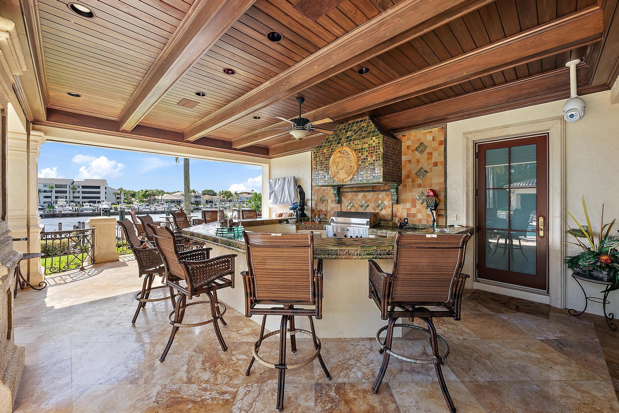 2330 Seven Oaks Ln Palm Beach Gardens, FL 33410 2330 Seven Oaks Ln Palm Beach Gardens, FL 33410