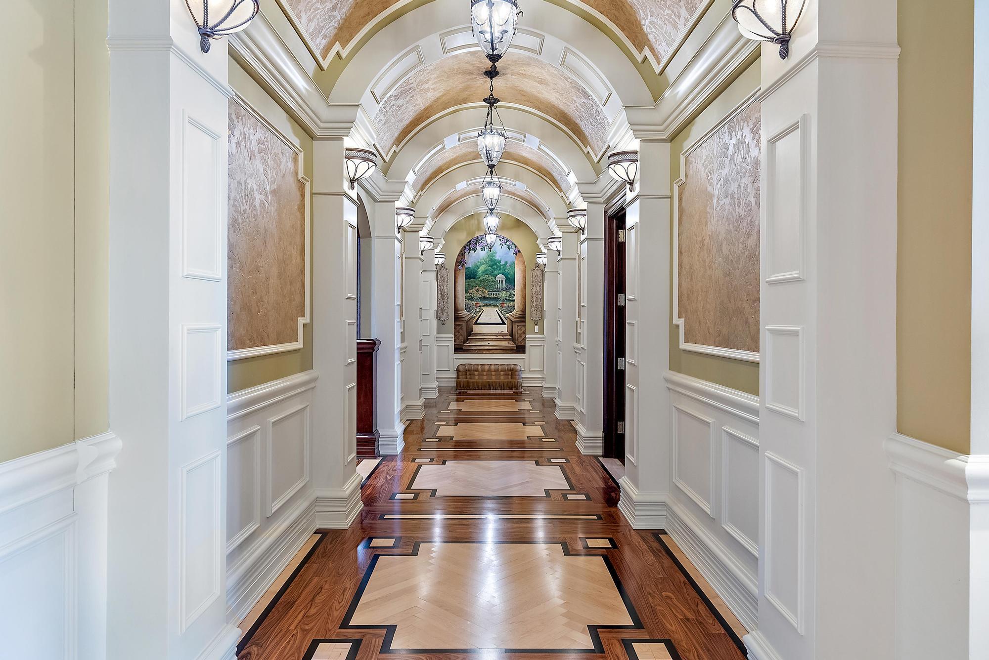 2330 Seven Oaks Ln Palm Beach Gardens, FL 33410 2330 Seven Oaks Ln Palm Beach Gardens, FL 33410