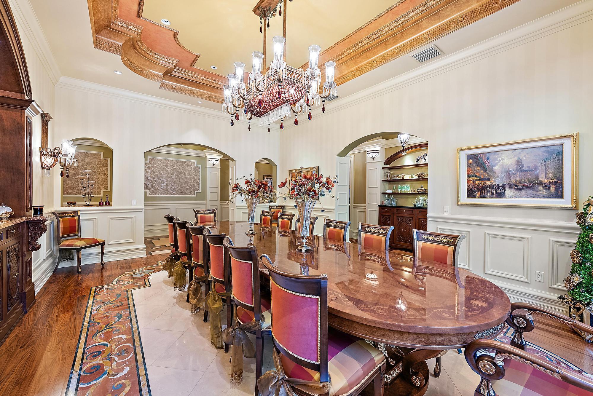 2330 Seven Oaks Ln Palm Beach Gardens, FL 33410 2330 Seven Oaks Ln Palm Beach Gardens, FL 33410