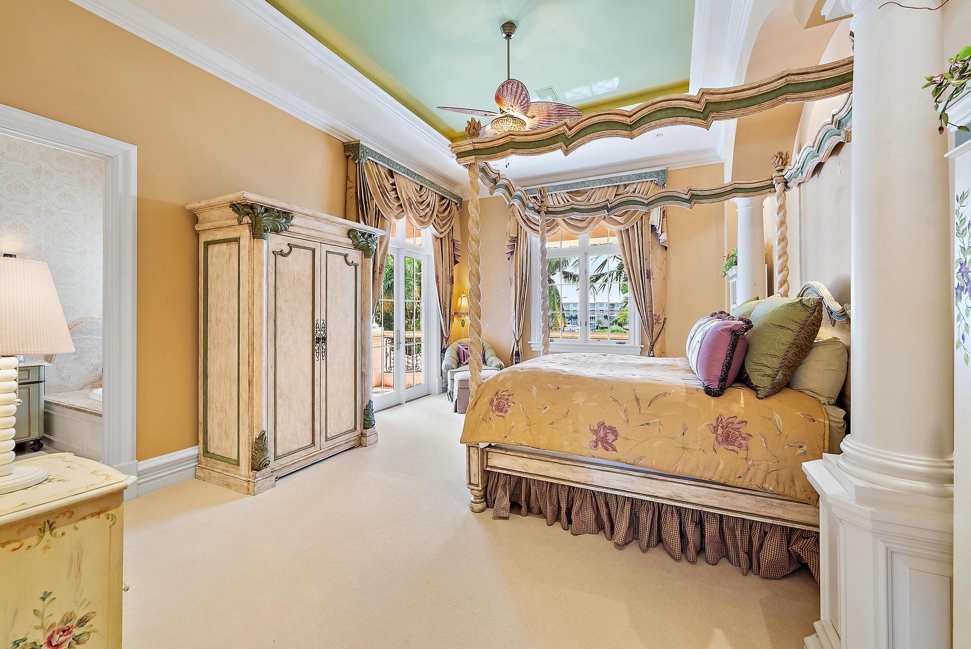 2330 Seven Oaks Ln Palm Beach Gardens, FL 33410 2330 Seven Oaks Ln Palm Beach Gardens, FL 33410