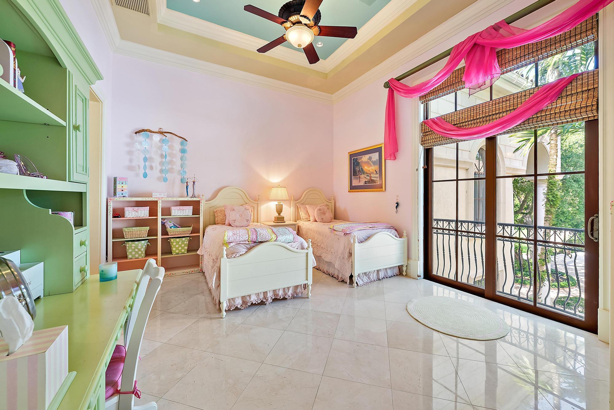 2330 Seven Oaks Ln Palm Beach Gardens, FL 33410 2330 Seven Oaks Ln Palm Beach Gardens, FL 33410