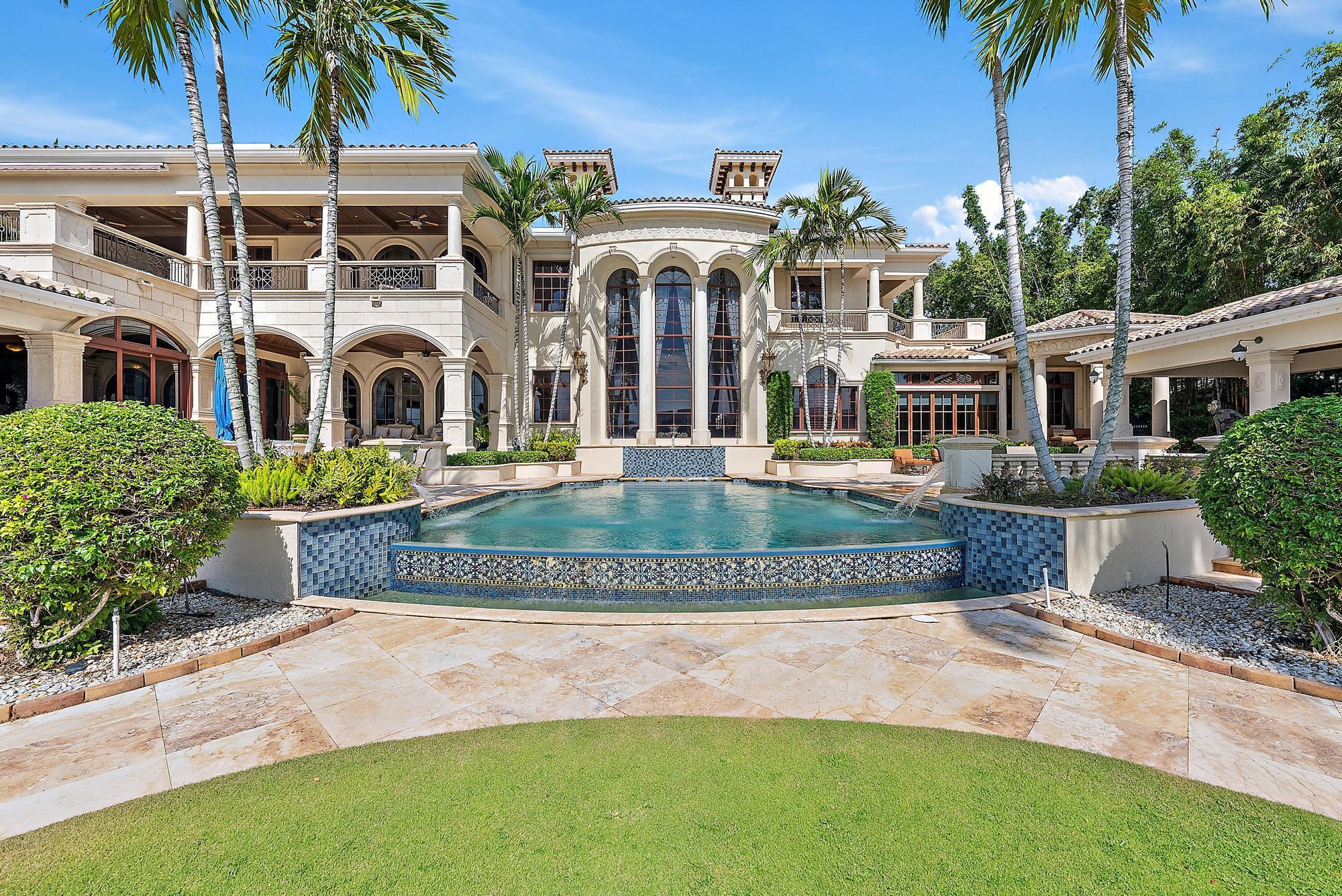 2330 Seven Oaks Ln Palm Beach Gardens, FL 33410 2330 Seven Oaks Ln Palm Beach Gardens, FL 33410