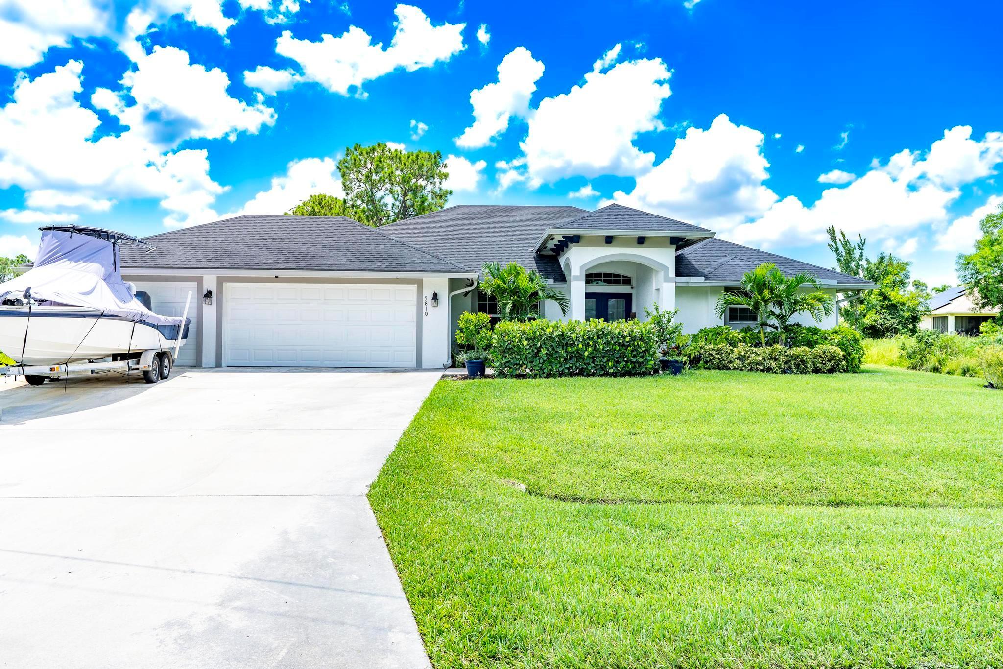 5810 NW Chesboro Ter