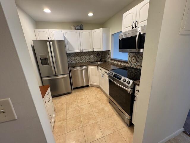 8100 SW 24th St #210