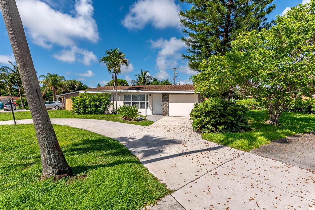 314 E Gateway Blvd