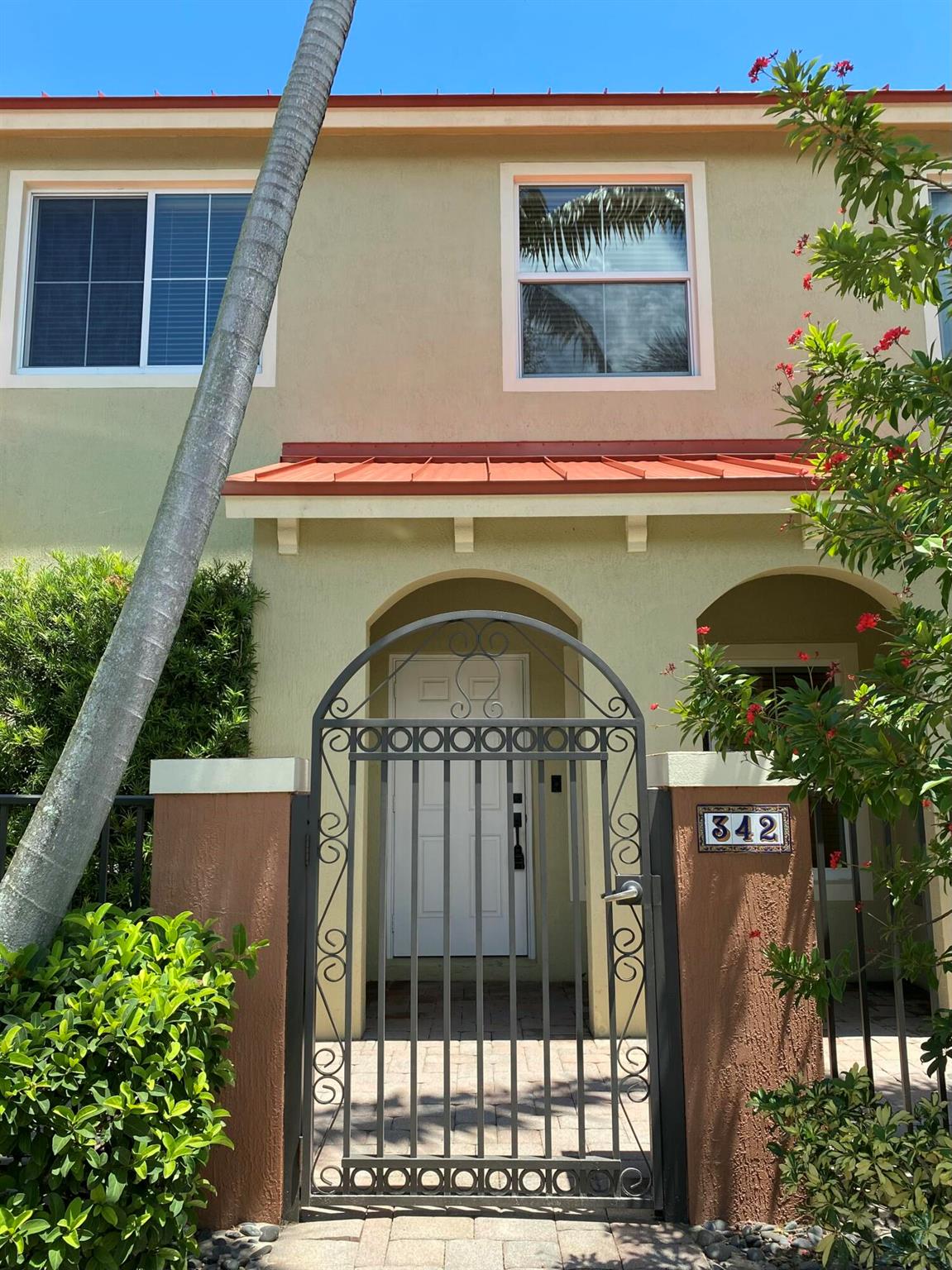 342 Lake Monterey Cir