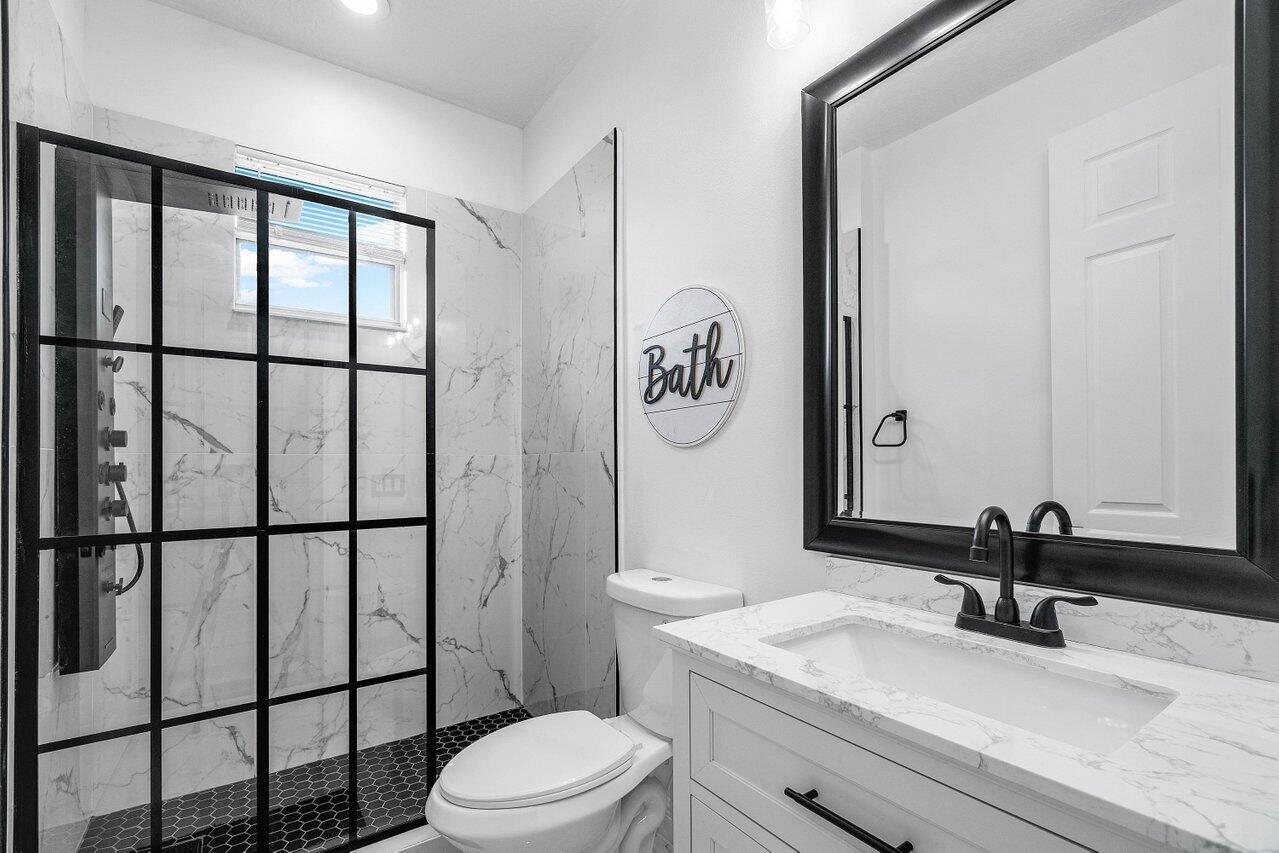 12323 Aviles Cir Palm Beach Gardens, FL 33418