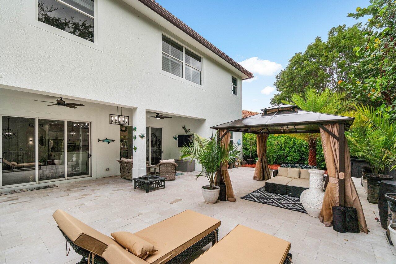 12323 Aviles Cir Palm Beach Gardens, FL 33418