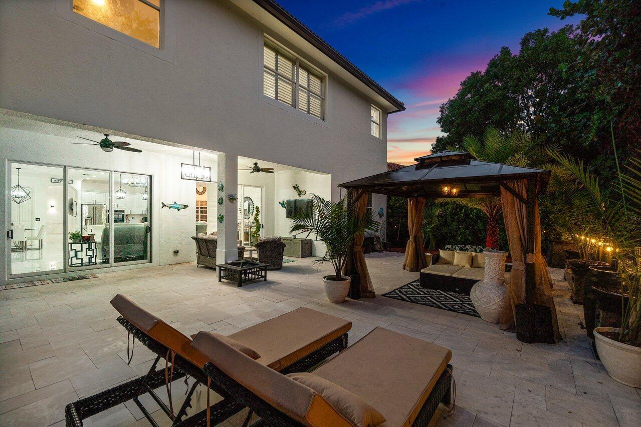 12323 Aviles Cir Palm Beach Gardens, FL 33418