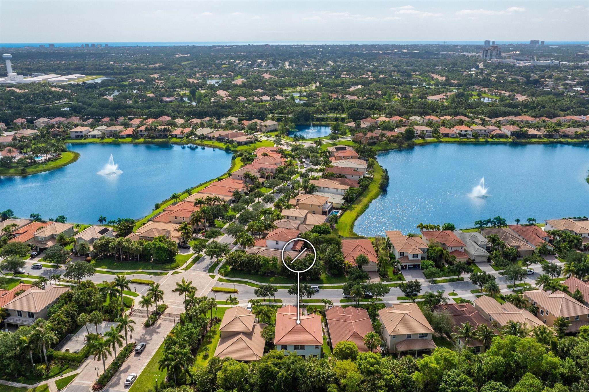 12323 Aviles Cir Palm Beach Gardens, FL 33418