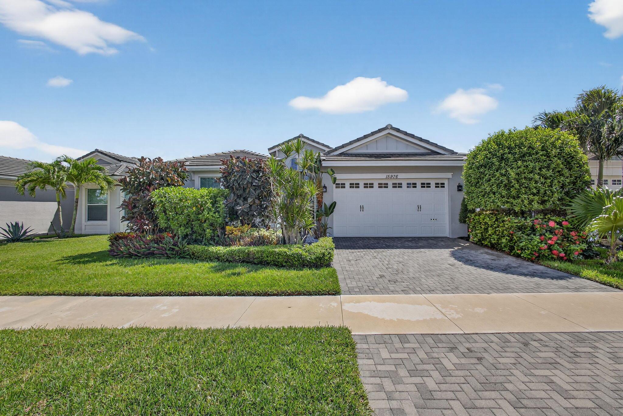 15976 Whippoorwill Cir