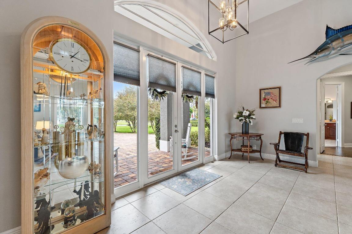 18647 SE Lakeside Jupiter, FL 33469