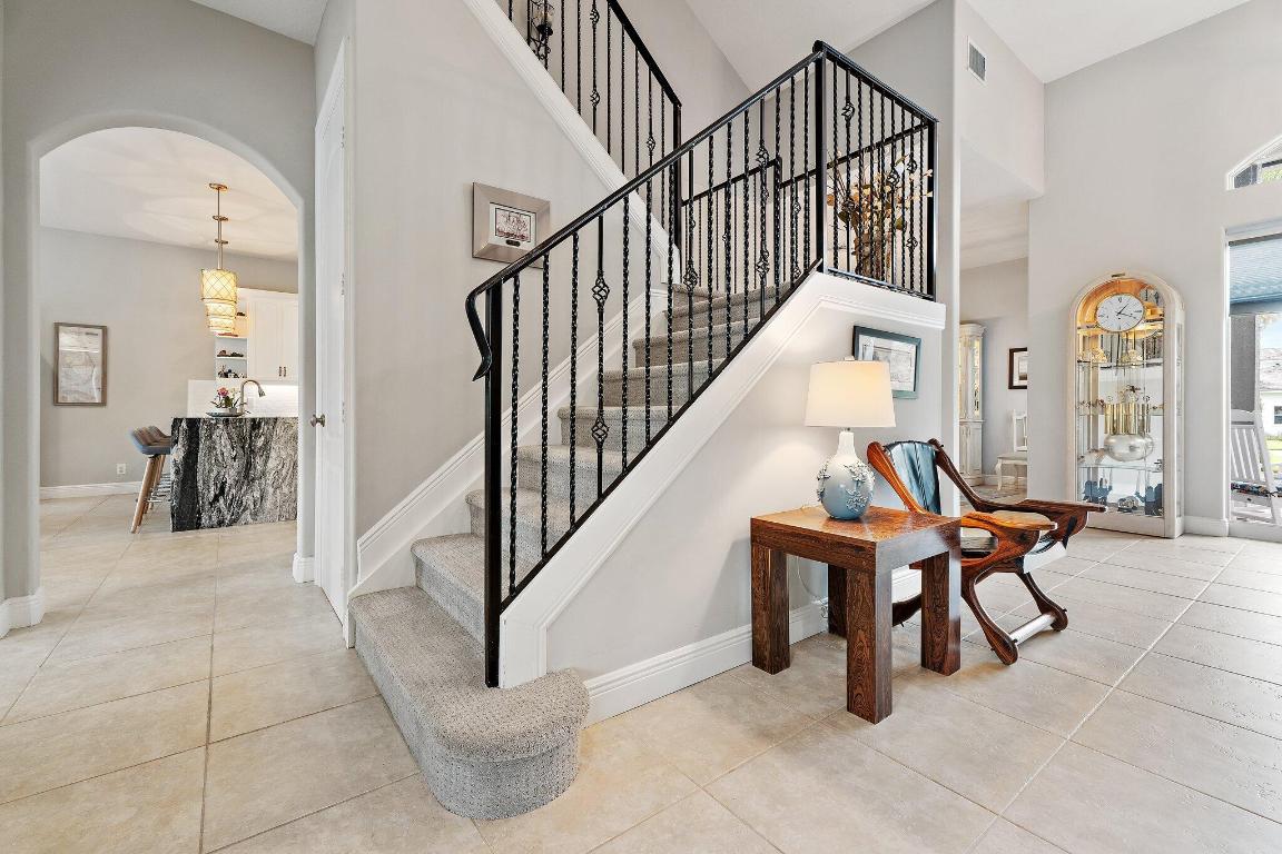 18647 SE Lakeside Jupiter, FL 33469