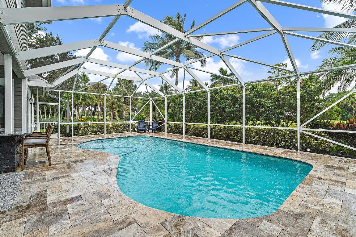 18647 SE Lakeside Jupiter, FL 33469