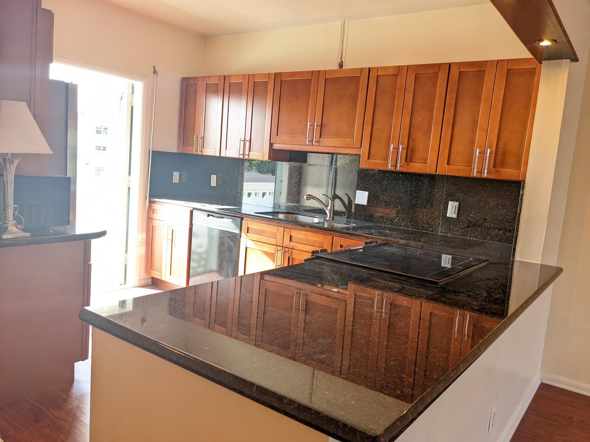 2772 NE 30th Ave #6c Lighthouse Point, FL 33064