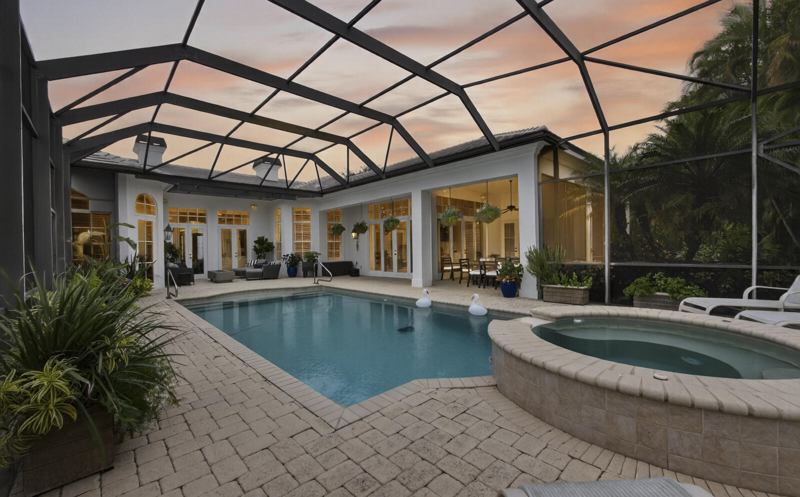 1301 Cape Pointe Vero Beach, FL 32963