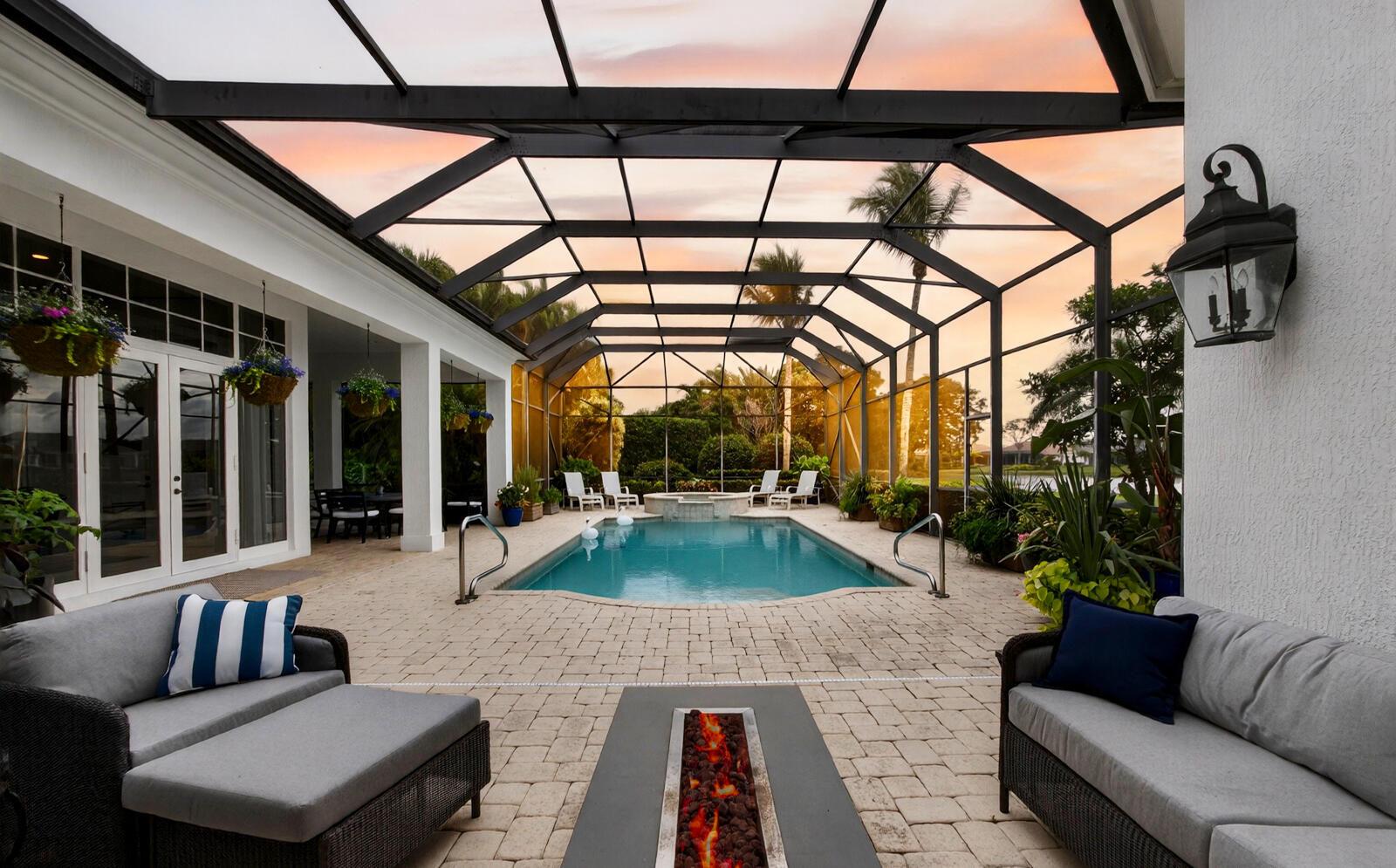 1301 Cape Pointe Vero Beach, FL 32963