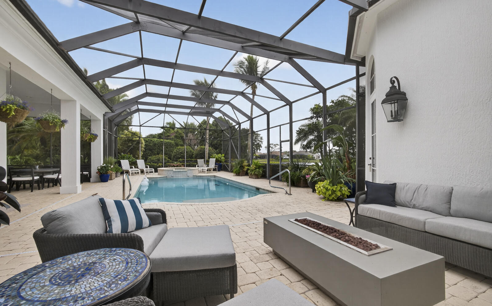 1301 Cape Pointe Vero Beach, FL 32963