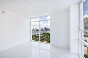 image 400 Sunny Isles28