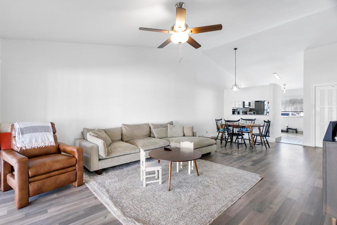 140 Moccasin Jupiter, FL 33458