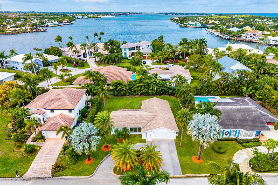 41 Bimini Cv Ocean Ridge, FL 33435