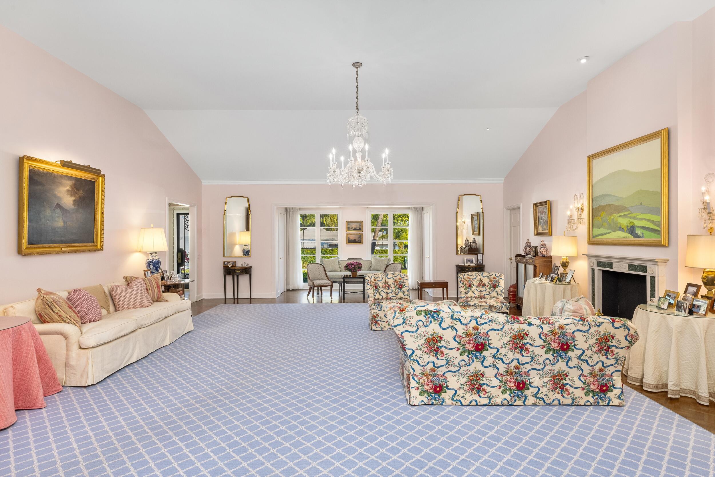 624 N Lake Palm Beach, FL 33480