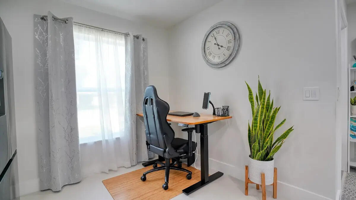 155 Deerfield Jupiter, FL 33458