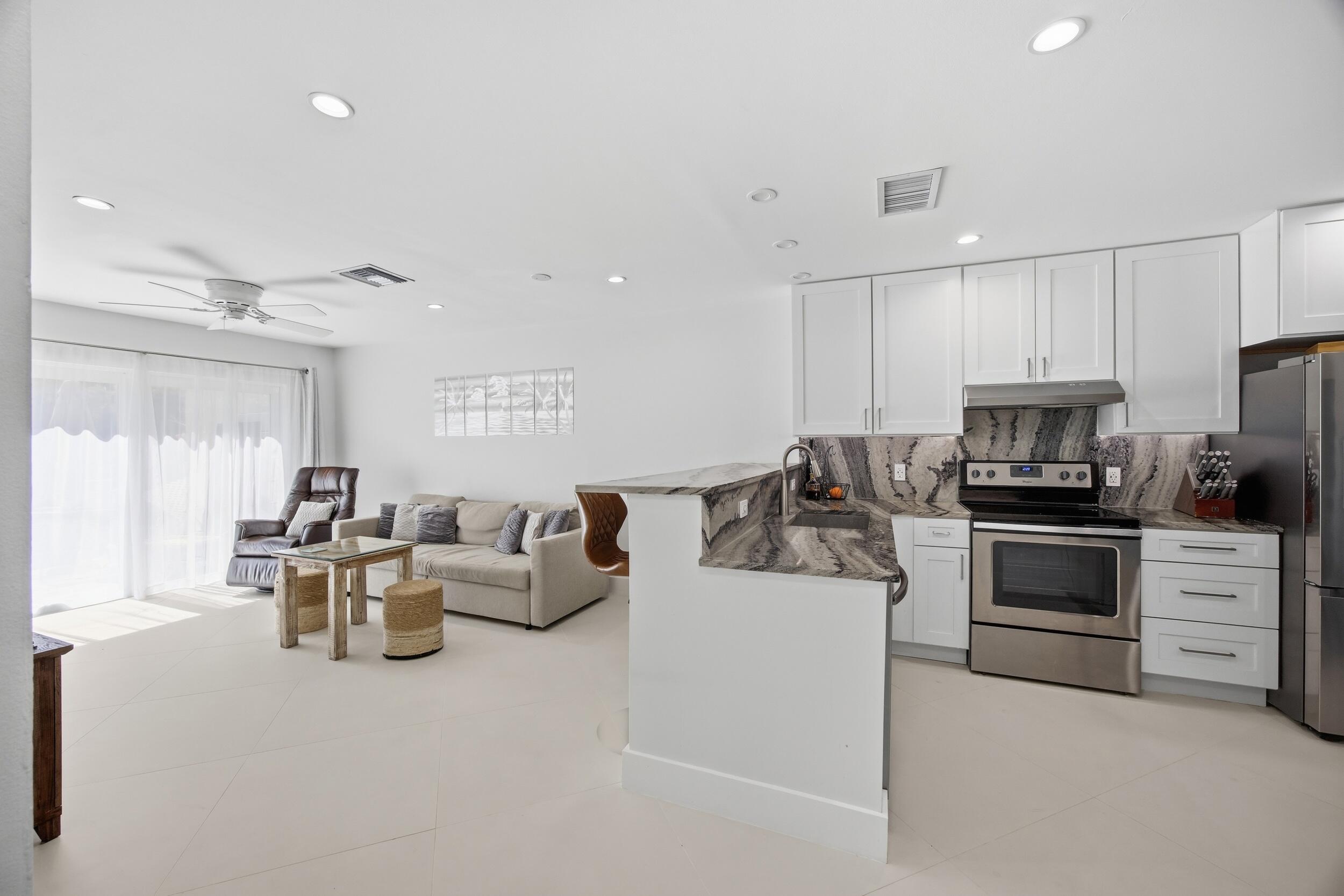 155 Deerfield Jupiter, FL 33458