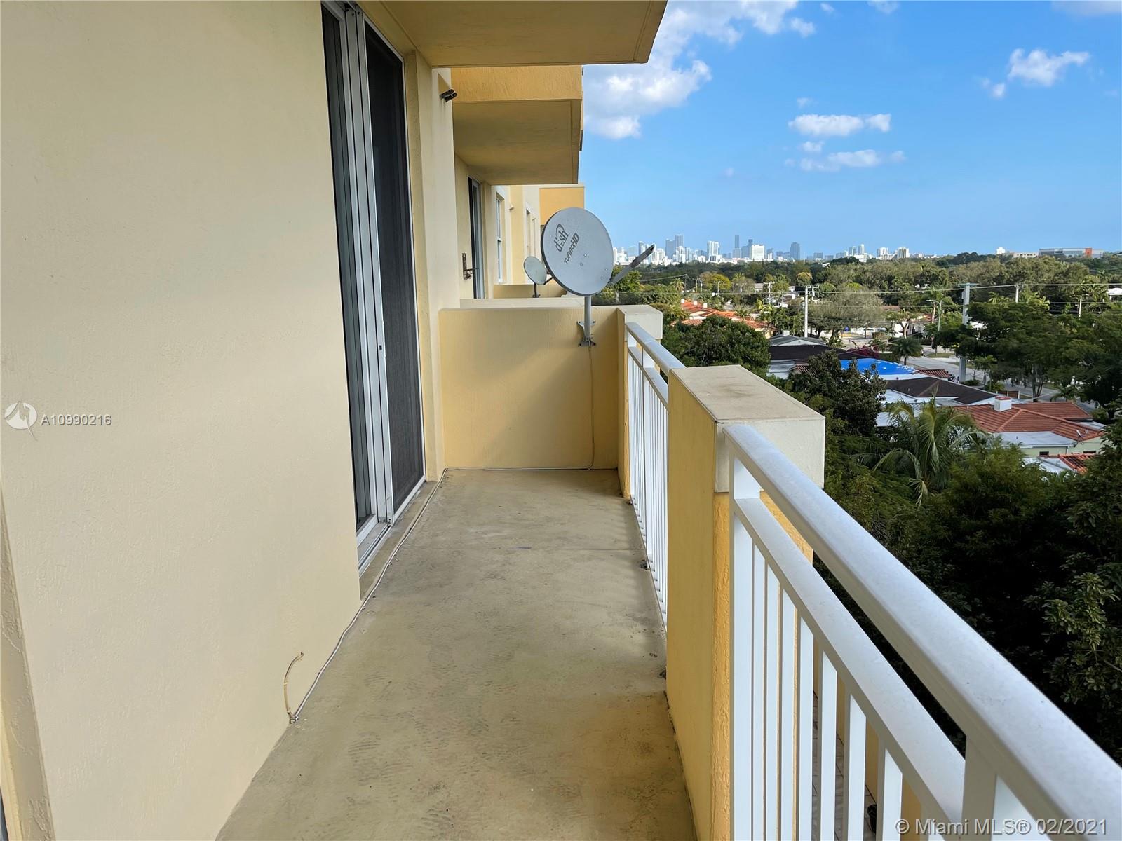 image LEJEUNE PLAZA CONDO19