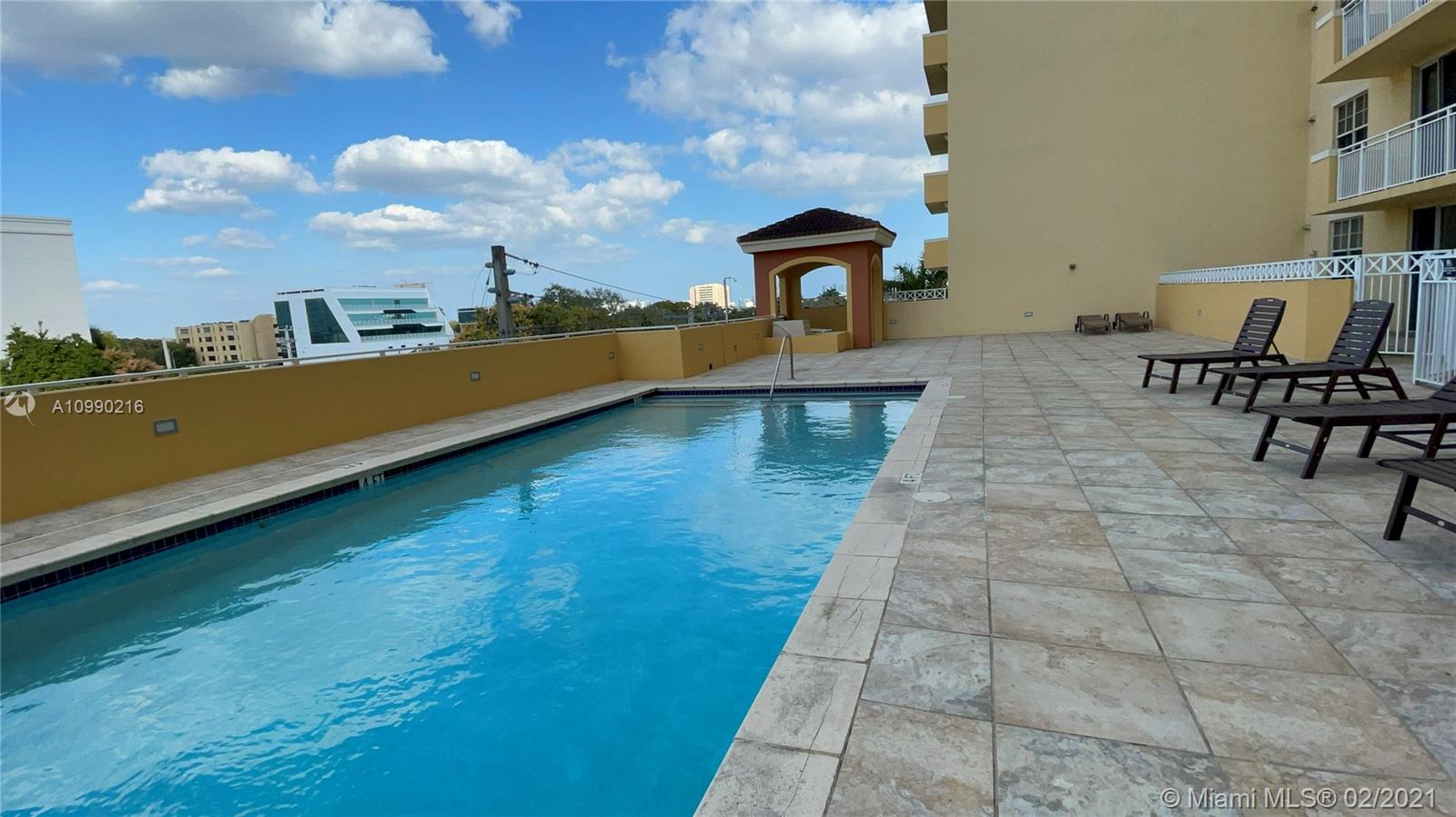 image LEJEUNE PLAZA CONDO25