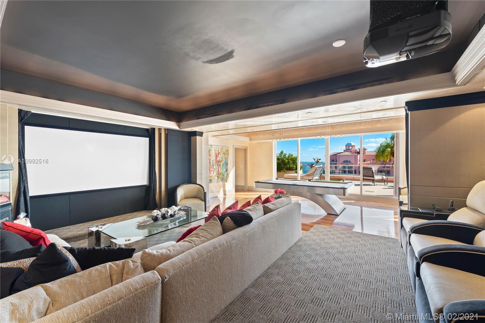 60 Edgewater Dr #TS-E Coral Gables, FL 33133