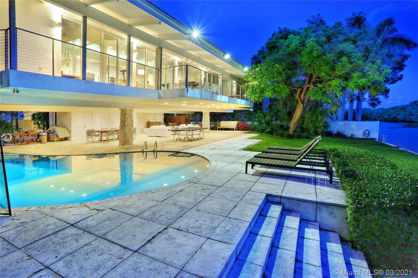 110 Cape Florida Dr