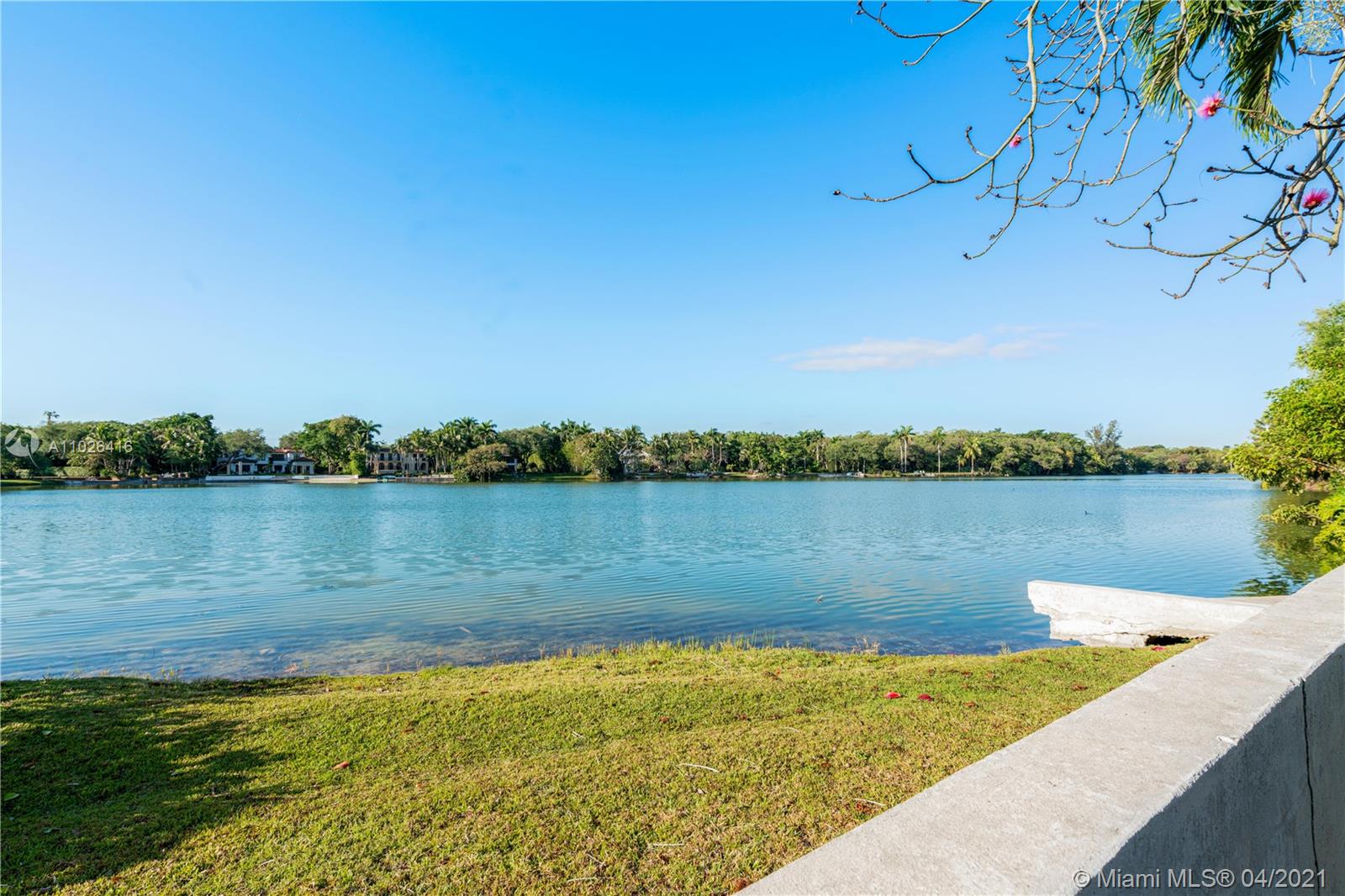 5290 N Kendall Dr Coral Gables, FL 33156