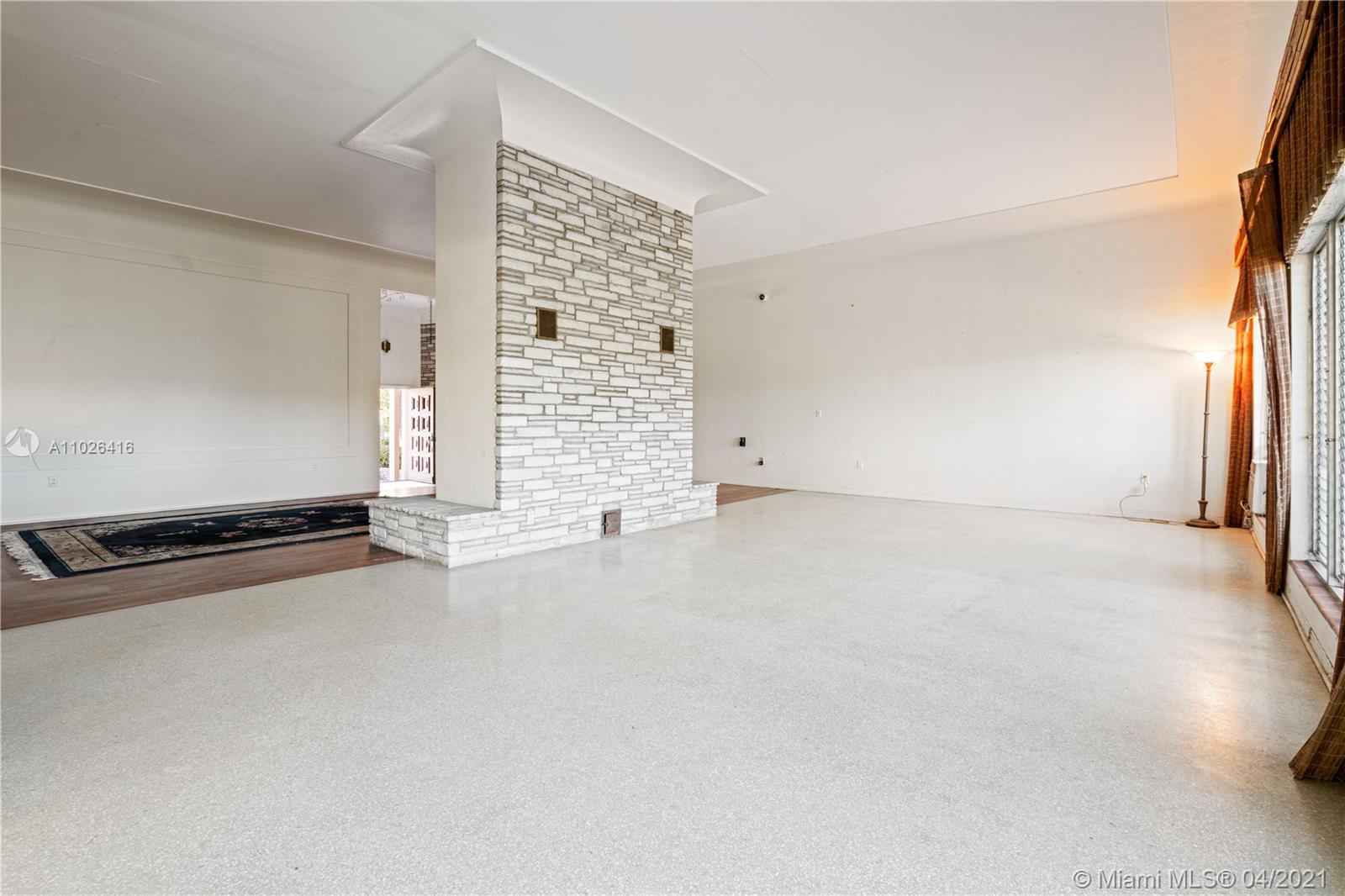 5290 N Kendall Dr Coral Gables, FL 33156