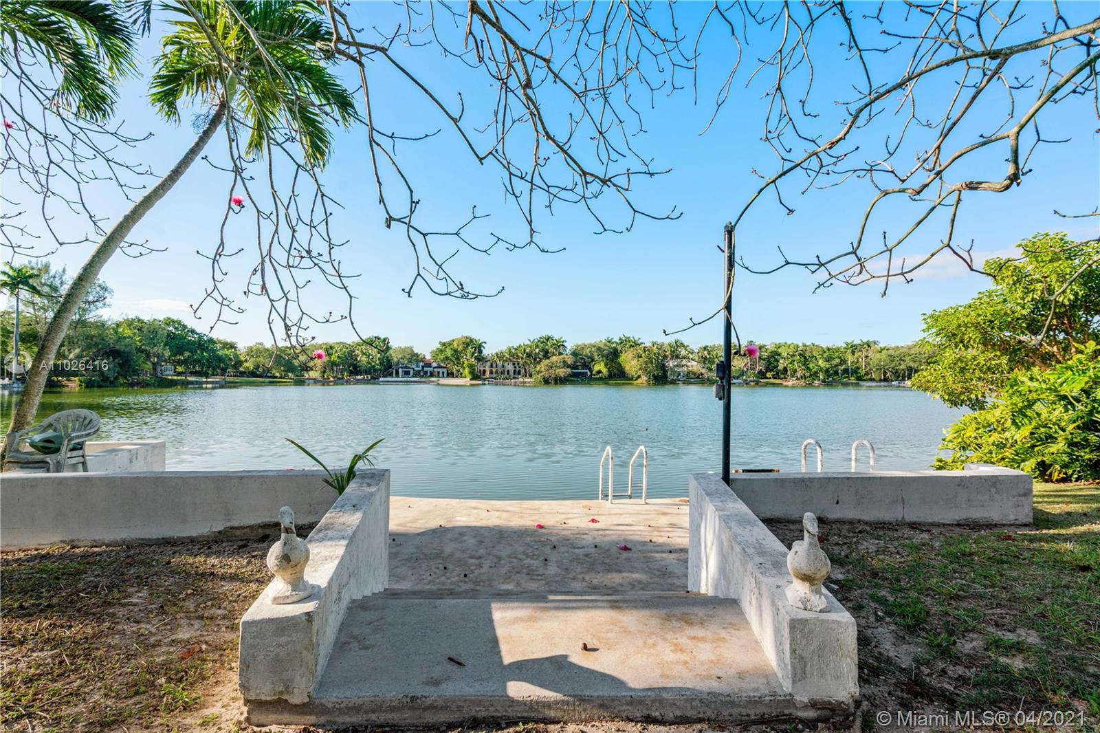 5290 N Kendall Dr Coral Gables, FL 33156