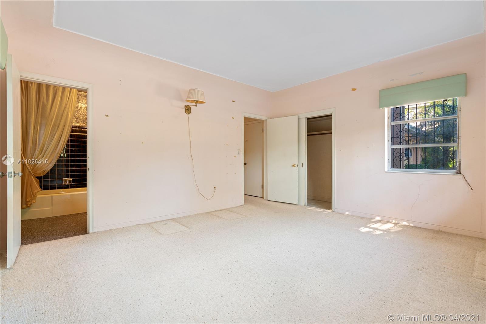 5290 N Kendall Dr Coral Gables, FL 33156