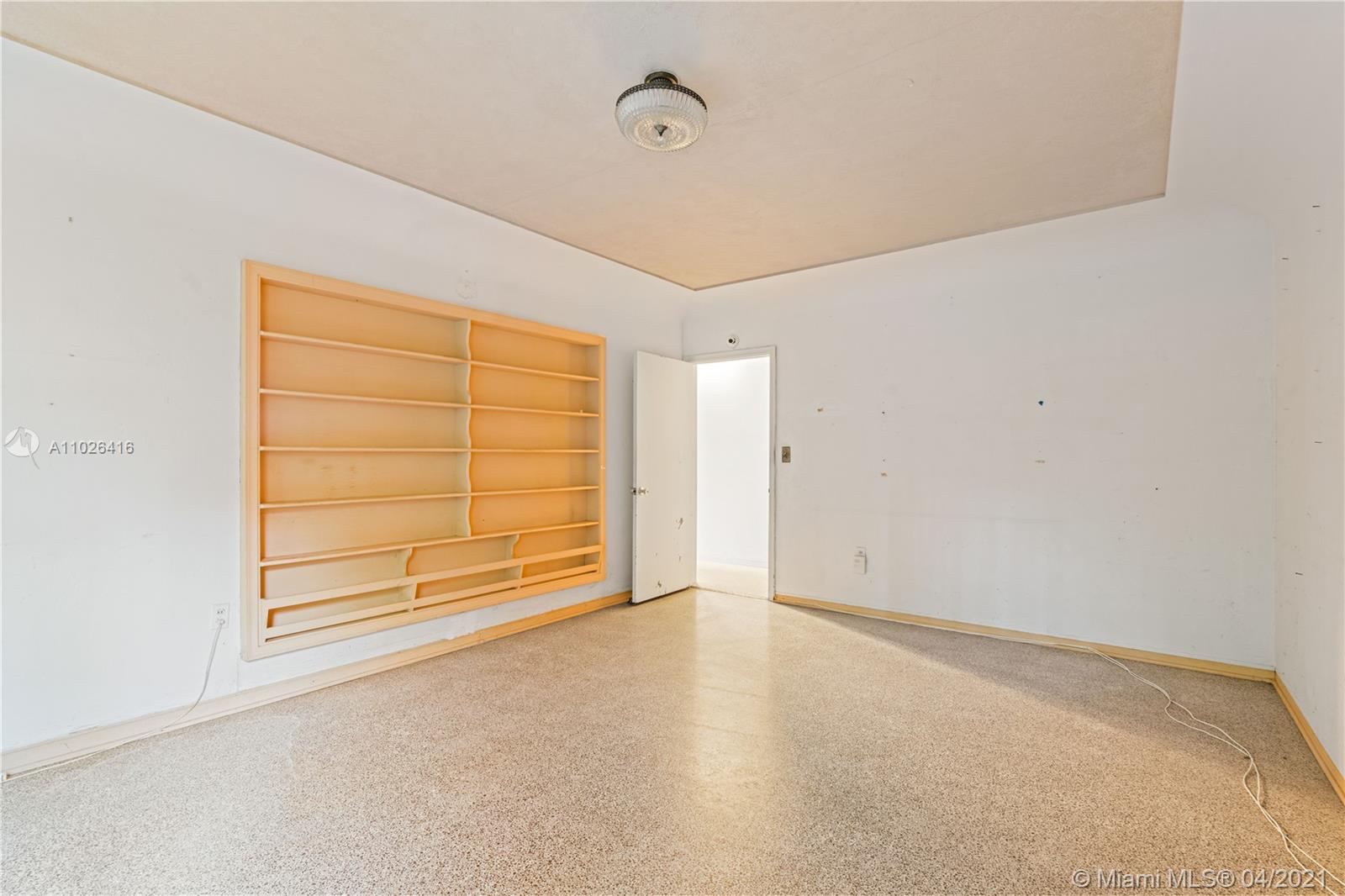 5290 N Kendall Dr Coral Gables, FL 33156