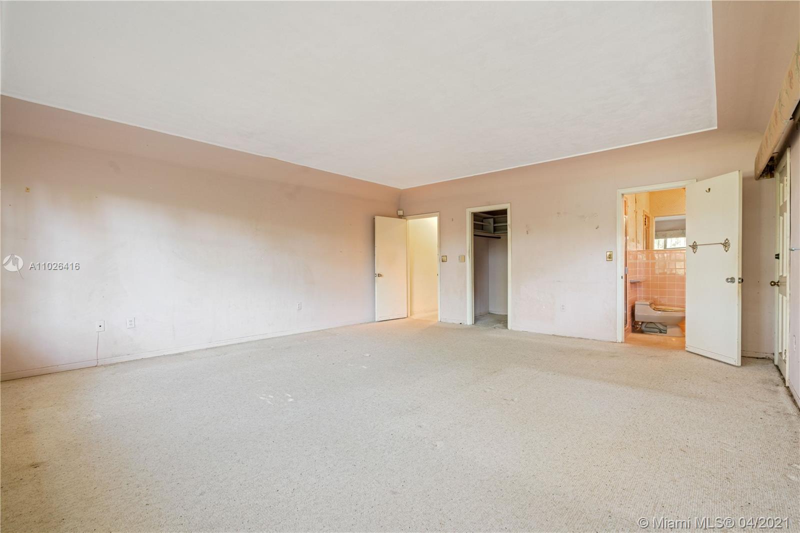 5290 N Kendall Dr Coral Gables, FL 33156