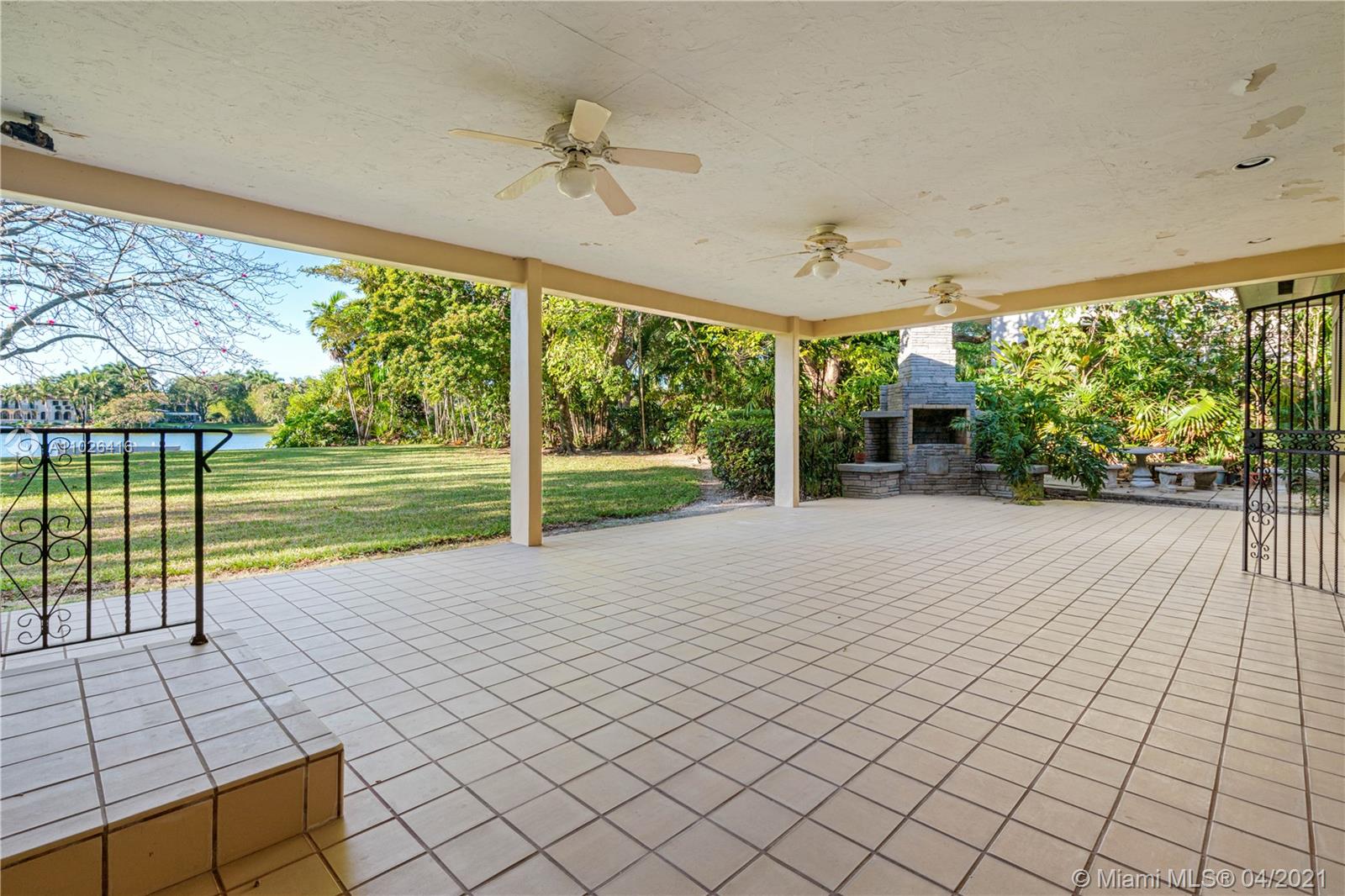 5290 N Kendall Dr Coral Gables, FL 33156