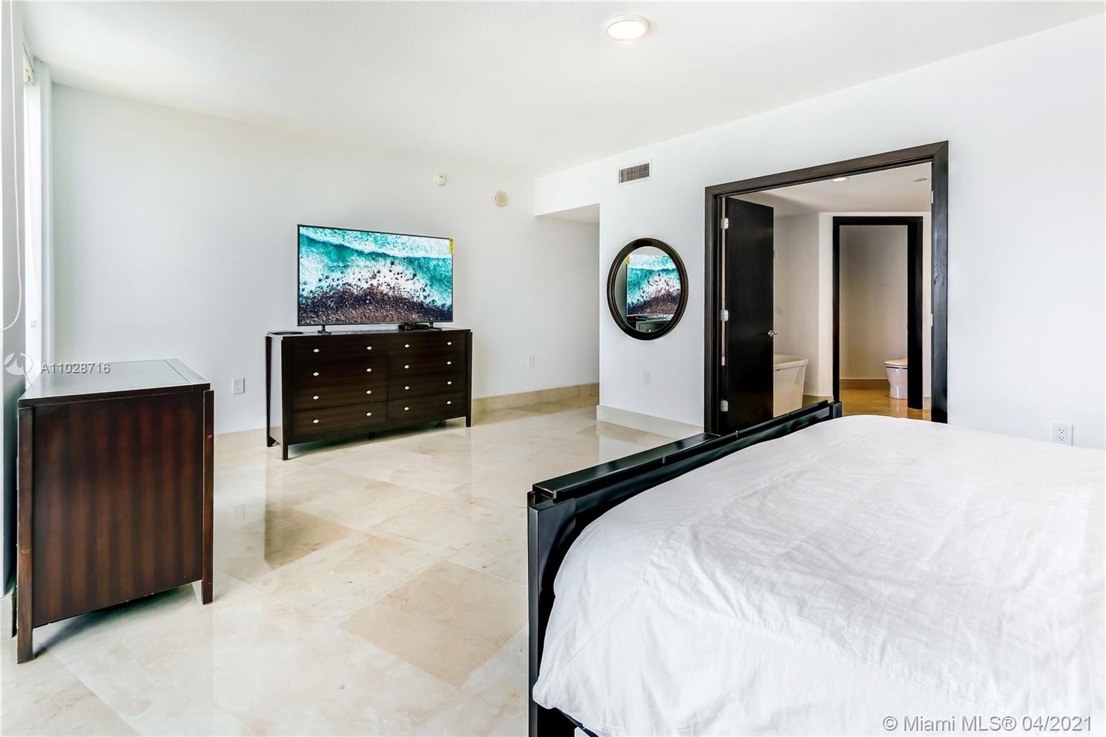 150 E Sunny Isles Blvd #1-UPH1 Sunny Isles Beach, FL 33160