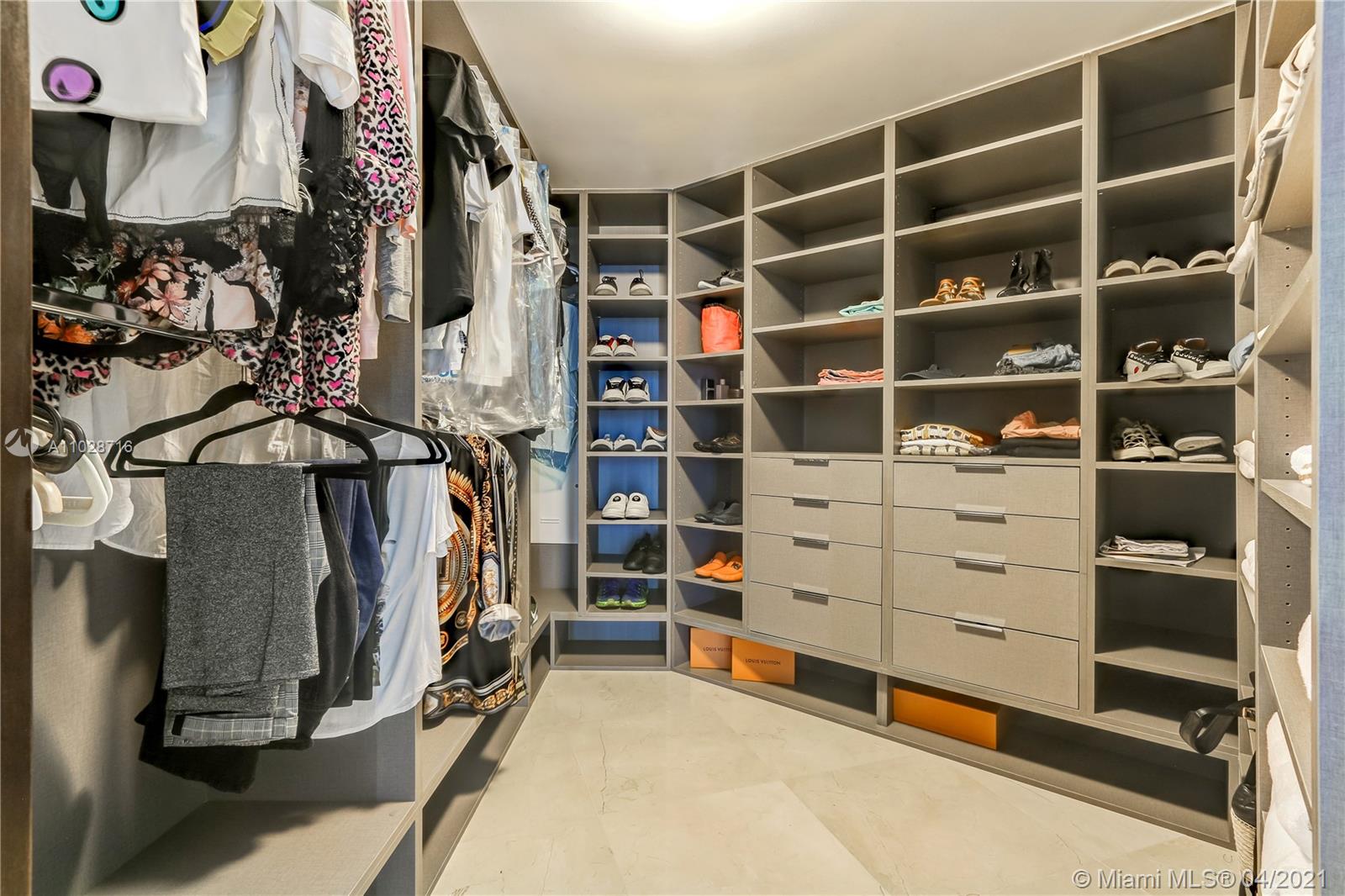 150 E Sunny Isles Blvd #1-UPH1 Sunny Isles Beach, FL 33160