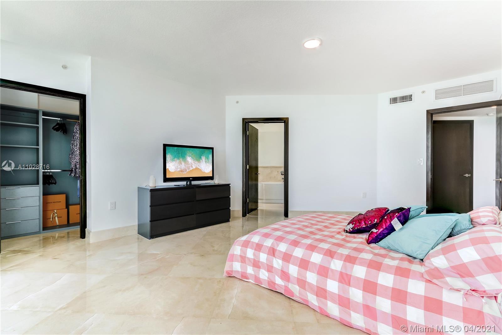 150 E Sunny Isles Blvd #1-UPH1 Sunny Isles Beach, FL 33160