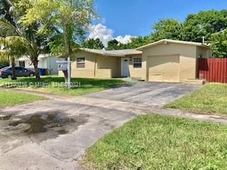 5911 NW 14th Ct